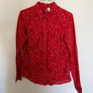 Cotton shirt of the brand Divided.